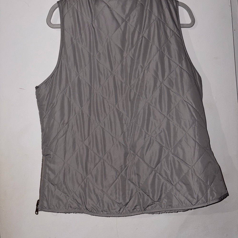 Women's Quilted Gray Vest Reversible - Picture 6 of 7